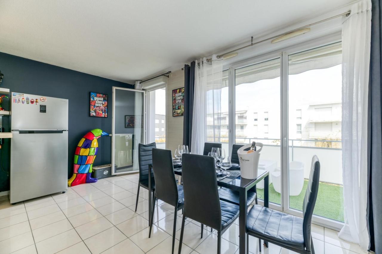 Apt 2 Chambres Terrasse 20M2 Grenoble Extérieur photo