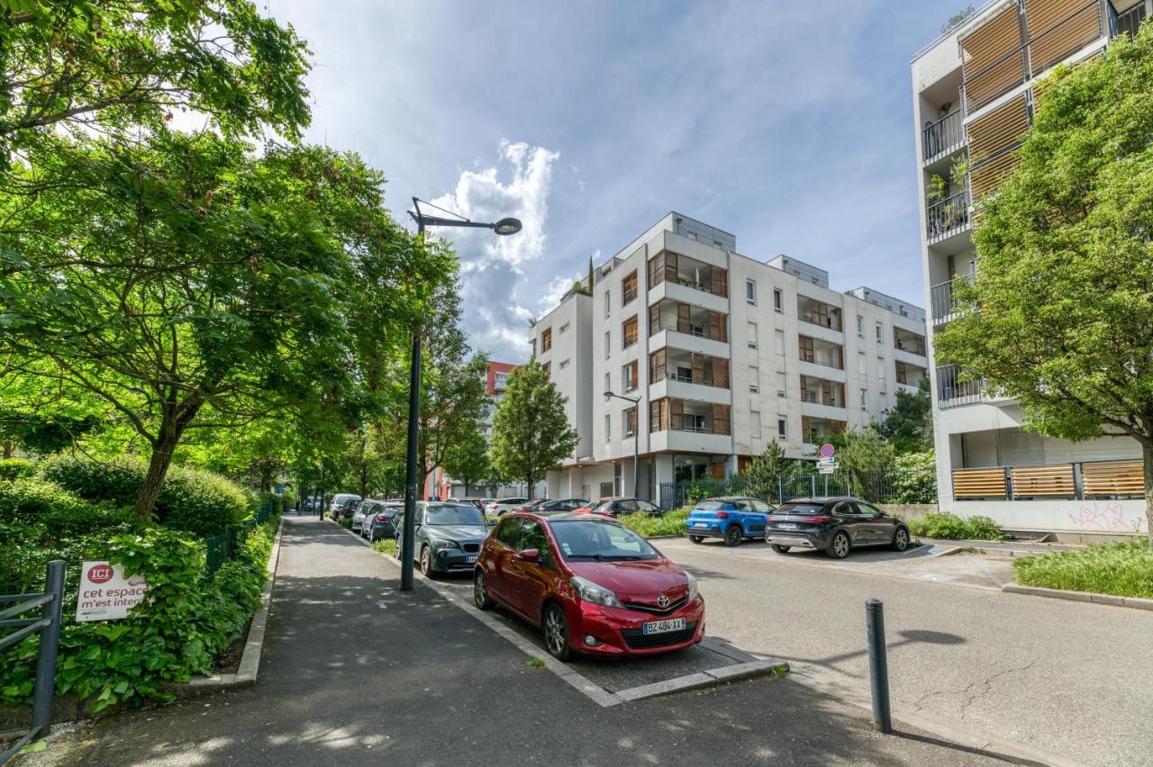 Apt 2 Chambres Terrasse 20M2 Grenoble Extérieur photo