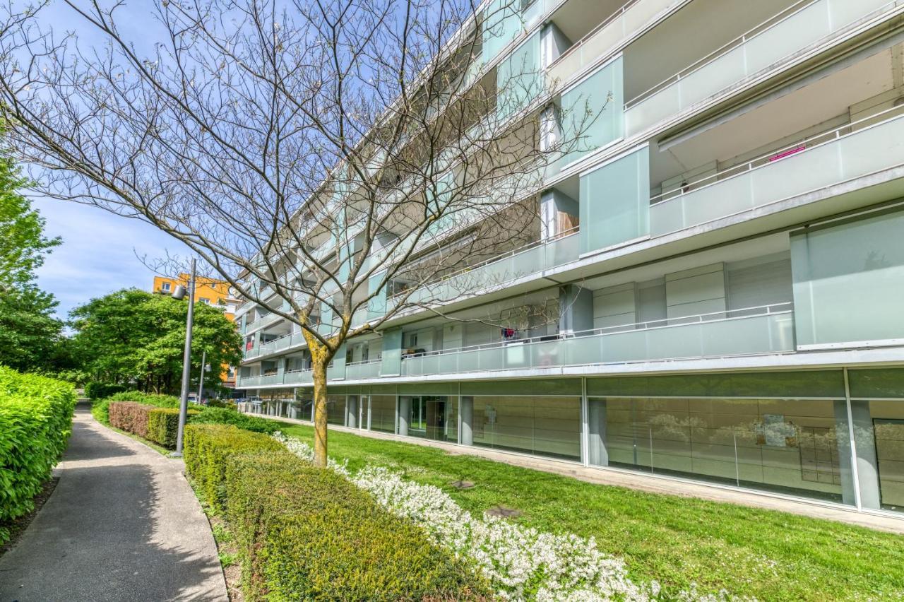Apt 2 Chambres Terrasse 20M2 Grenoble Extérieur photo