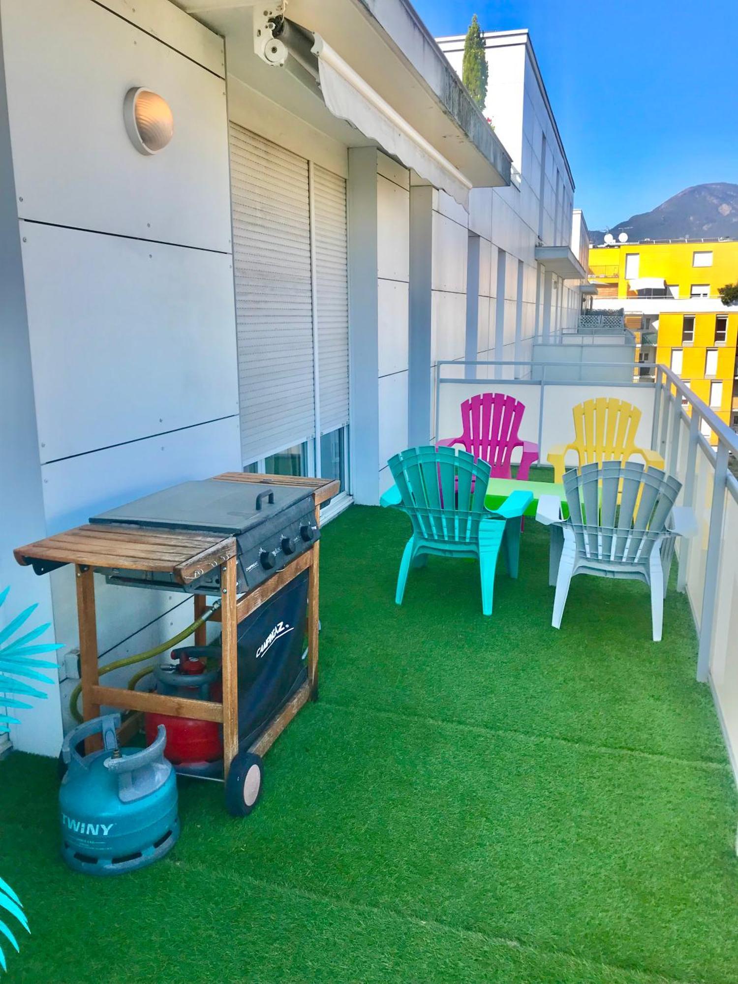 Apt 2 Chambres Terrasse 20M2 Grenoble Extérieur photo